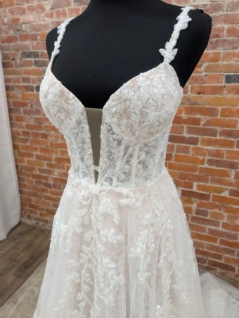Ashton Adair Sample Sale #1 thumbnail