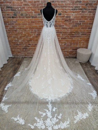 Ashton Adair Sample Sale #1 thumbnail