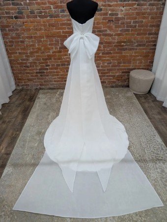 Ashton Adair Sample Sale #2 thumbnail