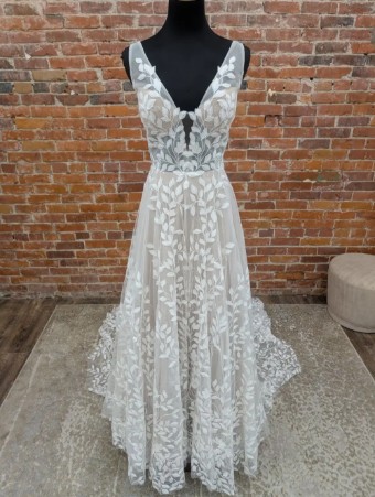 Ashton Adair Sample Sale #0 default thumbnail