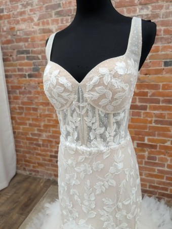 Ashton Adair Sample Sale #1 thumbnail