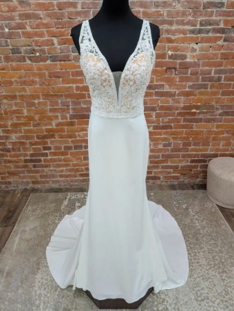 Ashton Adair Sample Sale #2 thumbnail