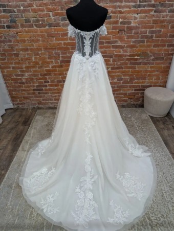Ashton Adair Sample Sale #2 thumbnail