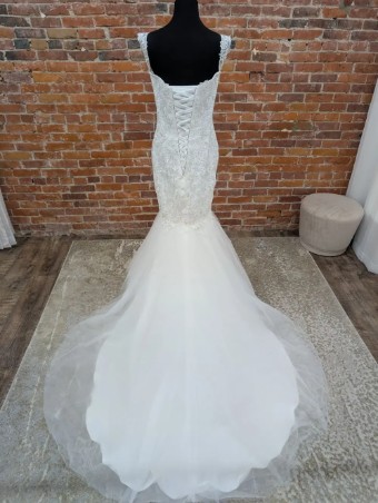 Ashton Adair Sample Sale #1 thumbnail