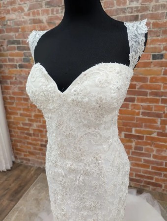 Ashton Adair Sample Sale #2 thumbnail