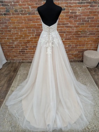 Ashton Adair Sample Sale #2 thumbnail