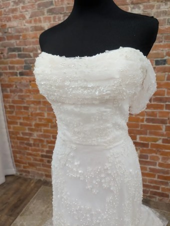 Ashton Adair Sample Sale #1 thumbnail