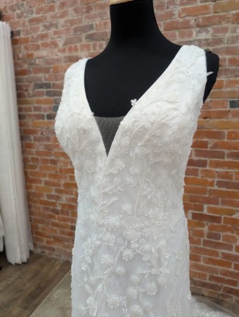 Ashton Adair Sample Sale #1 thumbnail