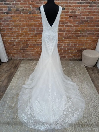 Ashton Adair Sample Sale #2 thumbnail